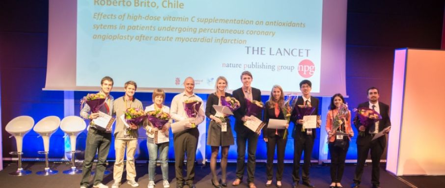 Students Awarded Prize at ISCOMS