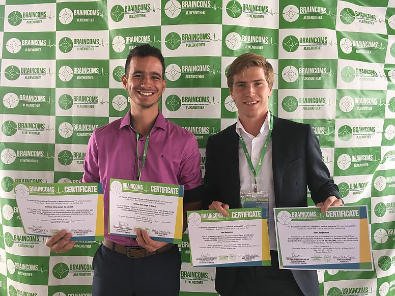 Matheus Silva Gurgel do Amaral (CPE student- pictured left) and Stan Benjamens (MD/PhD student- pictured right) with their awards